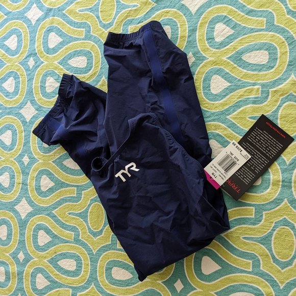 TYR Tracer B-series Tech Swimsuit, Size 26L, never worn - Picture 3 of 6